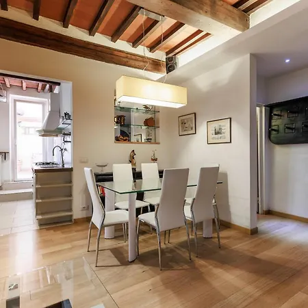 Apartment Santa Maria Novella Elegant